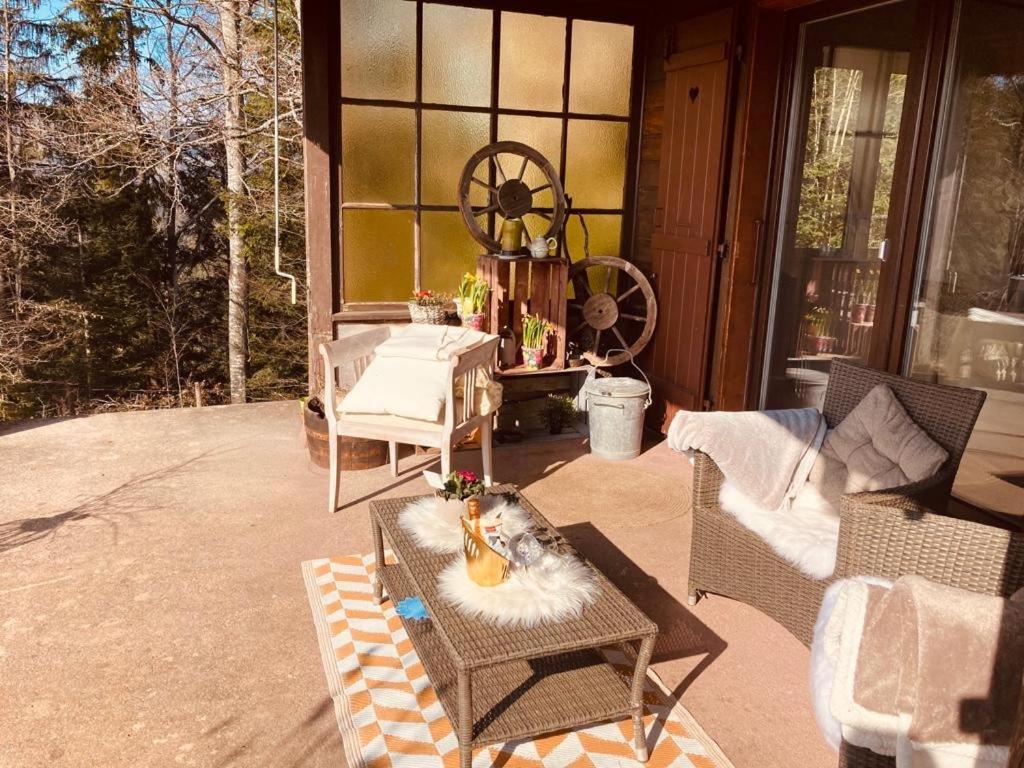 Un Ptit Chalet Les Brenets Dış mekan fotoğraf